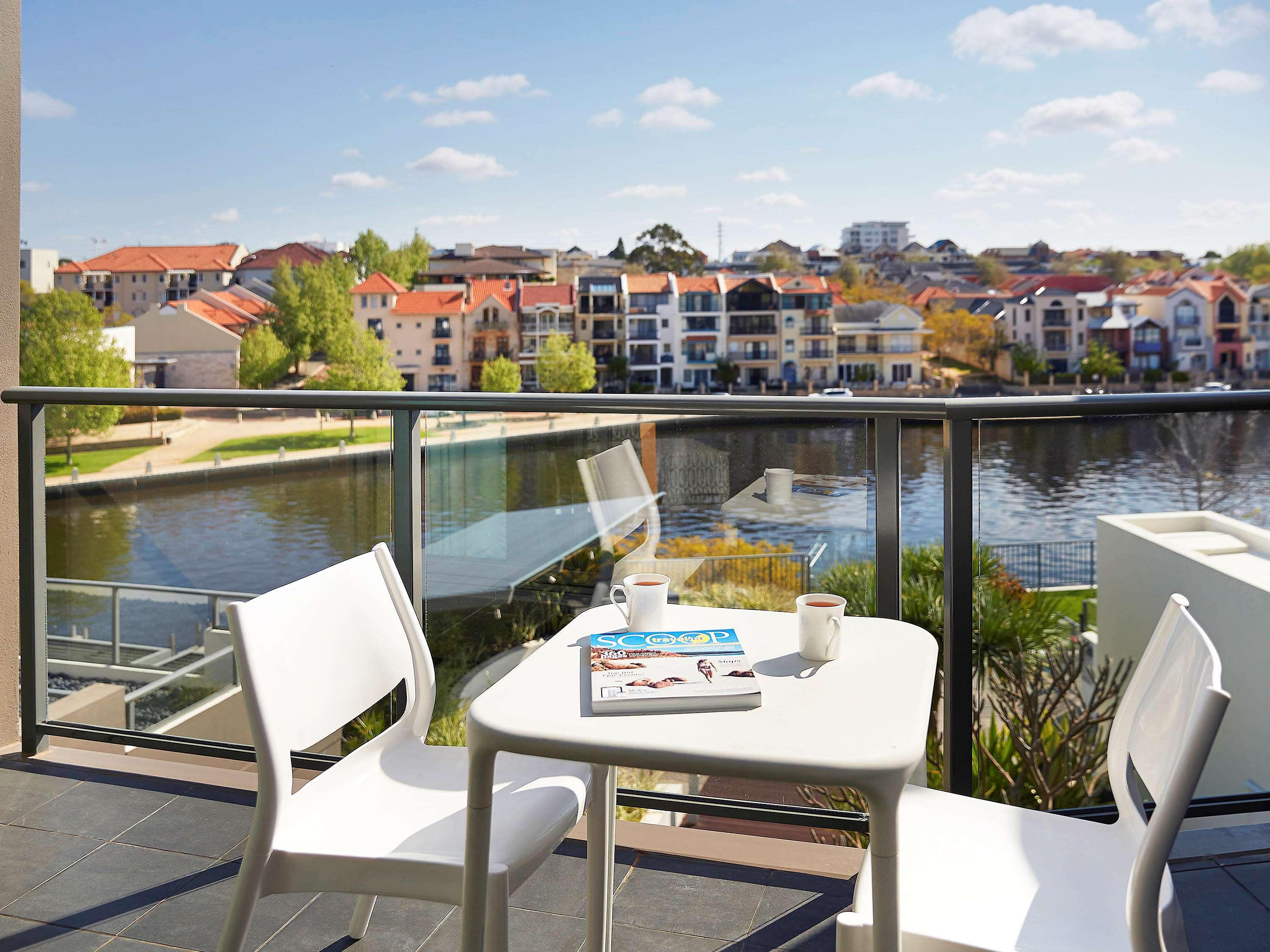 East Perth Suites Hotel Kültér fotó