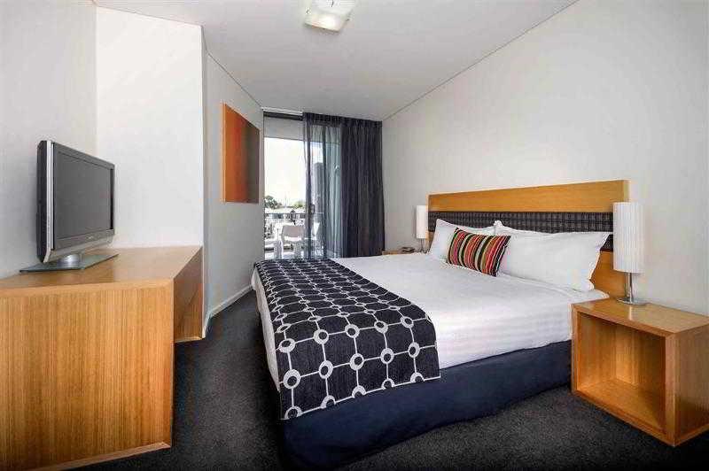 East Perth Suites Hotel Kültér fotó