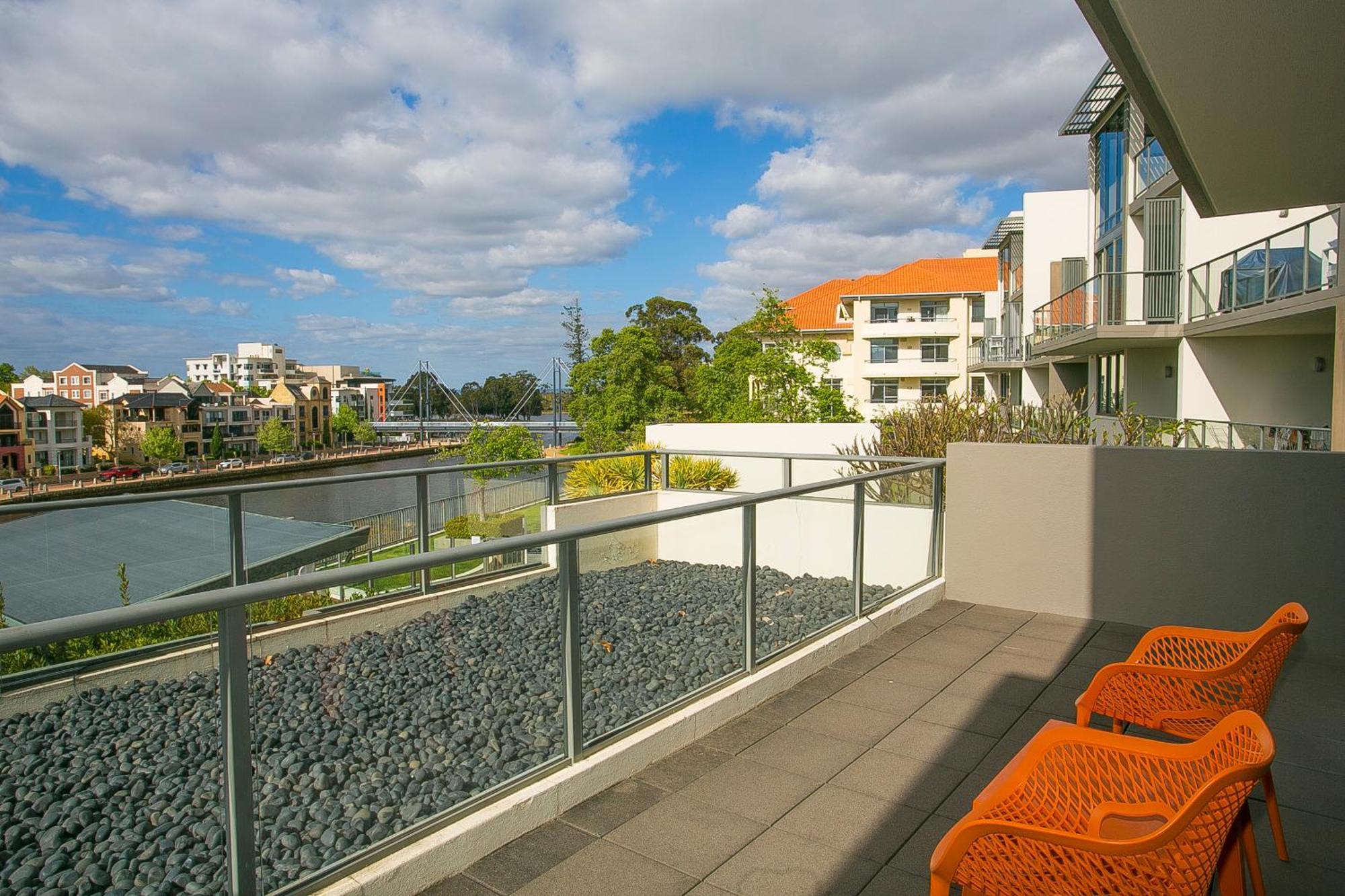 East Perth Suites Hotel Kültér fotó
