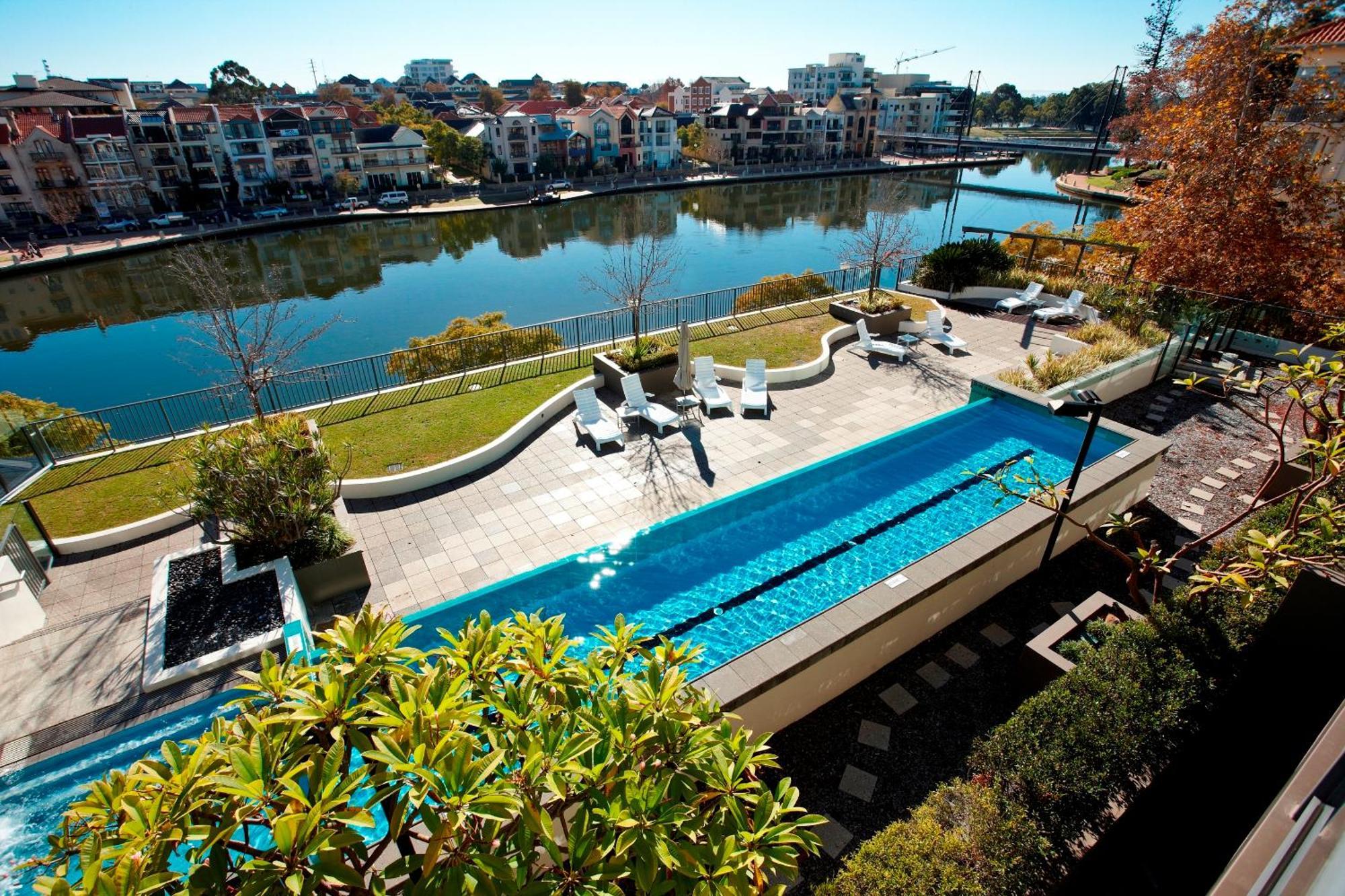 East Perth Suites Hotel Kültér fotó